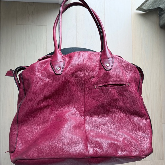 B Makowsky Red Pebble Leather Top Handled Bucket Bag, Animal print lining - Picture 13 of 13